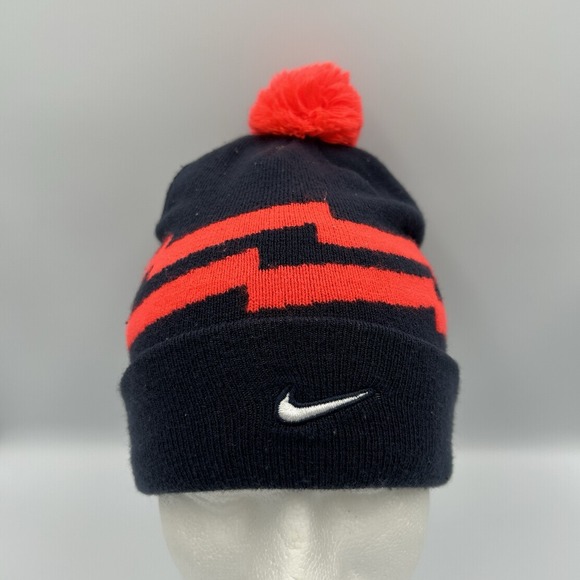 Nike Football Sideline Cuffed Pom Beanie - Picture 1 of 6
